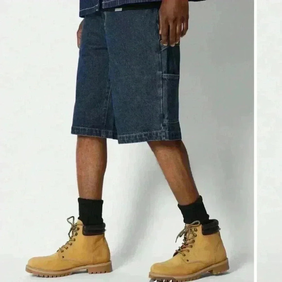 Ecko  Unltd Oversized Retro “90’s” Carpenter Dark Wash  Jean Shorts Size 46B - Picture 1 of 13